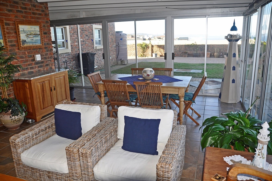 5 Bedroom Property for Sale in Tergniet Western Cape